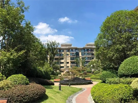 小區(qū)安防系統(tǒng)的痛點(diǎn)，通過(guò)AI視頻監(jiān)控系統(tǒng)能否解決